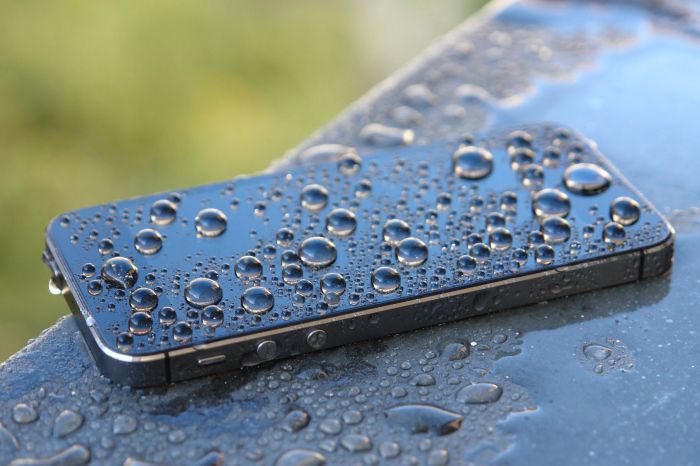 Waterproof iphones means actually appleinsider Apakah iPhone tahan air benar-benar tahan air